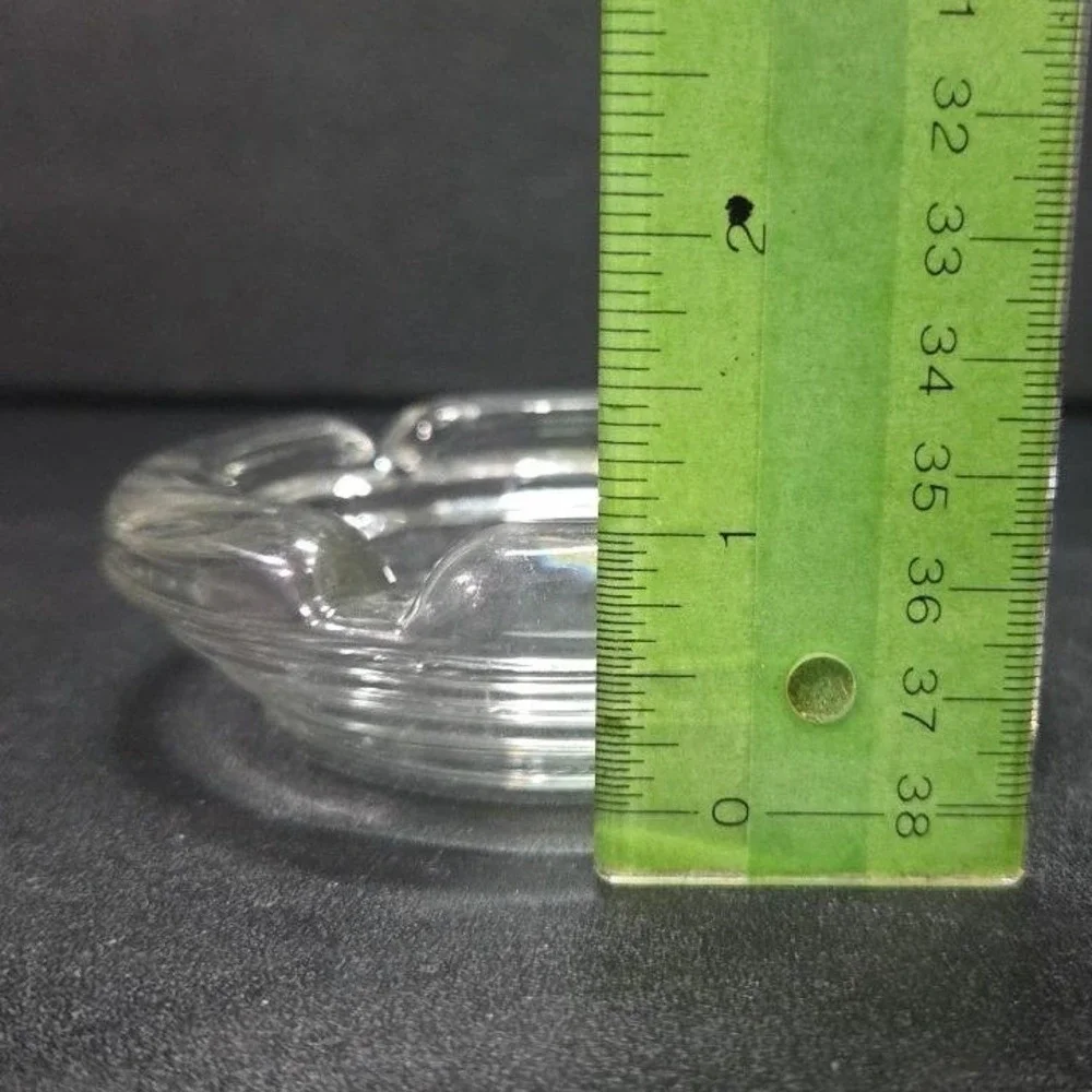 Classic Round Ashtray, 3‎ Notch Design, Thick Clear Glass, Smoking Accessory